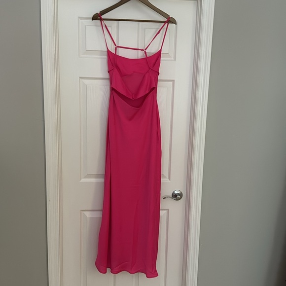 Satin Dress Bloggers Favorite Satin gown S Pink - Picture 6 of 8